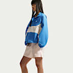 Shorts de entrenamiento de tejido Knit de poliéster de tiro medio para mujer Nike Sportswear