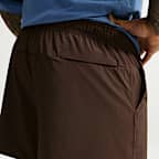 Shorts versátiles sin forro Dri-FIT de 13 cm para hombre Nike Unlimited