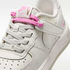 Nike Force 1 Low EasyOn Younger Kids' Shoes