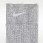 Nike Everyday Wool Cushioned Crew Socks (2 Pairs)