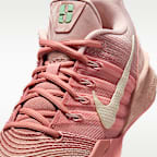 Sabrina 3 "Three" Basketballschuh