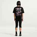 Nike Sportswear Women's Oversized Mid-Cropped T-Shirt