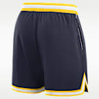 Shorts de básquetbol universitarios Nike Dri-FIT para hombre Michigan Legacy