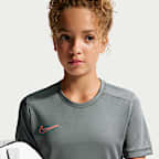 Nike Academy Older Kids' Dri-FIT Football Top