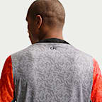 Chelsea F.C. Academy Pro SE Men's Nike Dri-FIT Football Pre-Match Short-Sleeve Top