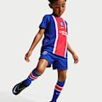 Primera equipació Stadium París Saint-Germain 2026 Equipació de futbol de tres peces Replica Nike - Nen/a petit/a