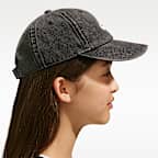 Gorra de denim sin estructura para niños Nike Club