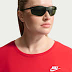 Playera para mujer (talla grande) Nike Sportswear Club Essentials