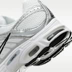 나이키 에어맥스 모토 2K 반사 디자인 액센트 여성 신발