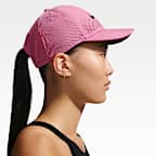Gorra Swoosh con estructura Nike Dri-FIT ADV Club