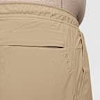 Shorts versátiles Dri-FIT de 18 cm 2 en 1 para hombre Nike Unlimited