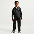 Paris Saint-Germain Academy Pro Nike Storm-FIT Fußball-Regenjacke mit Kapuze (ältere Kinder)