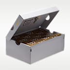 コービー 3 LOW プロトロ ジュニア バスケットボールシューズ