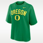 Playera universitaria Nike para mujer Oregon Arch Over Logo Boxy