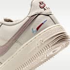 Tenis para niños grandes Nike Air Force 1 LV8 1