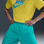 Shorts de correr Dri-FIT de 18 cm con forro de ropa interior para hombre Nike Challenger