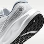 Nike Journey Run Men's Road Running Shoes