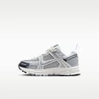 Nike Vomero 5 Younger Kids' Shoes with Reflective Design Accents