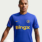 Chelsea FC Strike Men's Nike Soccer Dri-FIT Short-Sleeve Top