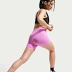 나이키 스위프트 여성 하이웨이스트 4인치 타이트 포켓 러닝 쇼츠