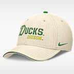Gorra universitaria Nike Dri-FIT para hombre Oregon Primetime
