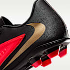 Tacos de fútbol para terrenos múltiples Nike Phantom 6 Low Club