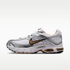 Buty damskie Nike Air Max Moto 2K z akcentami odbijającym światło