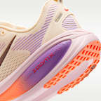 Tenis de correr en pavimento para mujer Nike Vomero 18