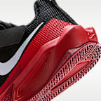 Nike S.T. Dynamite Younger Kids' Basketball Shoe