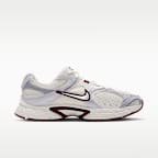 Buty damskie Nike V5 RNR z akcentami odbijającymi światło