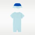 Nike Sportswear PE Set aus Strampler und Bucket Hat für Babys (12–24 Monate)