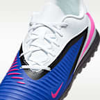 Nike Phantom 6 Low Club voetbalschoenen (turf)