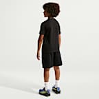 Playera para niños talla grande Nike Sportswear