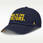 Gorra universitaria ajustable marca Jordan para hombre Michigan Chant Club