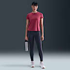 Playera de manga corta Dri-FIT para mujer Nike One Classic