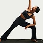 Leggings de tiro alto acampanados para mujer Nike Zenvy