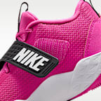 Nike Team Hustle D 12 Big Kids' Basketball Shoes