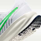 Nike Run Defy Men's Road-Running Shoes