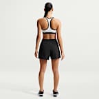 Nike Swoosh 女款中度支撐型襯墊運動內衣