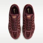 รองเท้าผู้ชาย Nike P-6000 Suede