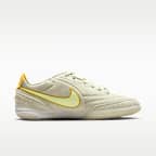 Nike Tiempo Streetgato LE Indoor/Court Low-Top Soccer Shoes