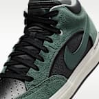 Nike SB React Leo Skate Shoes