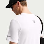 Playera de tenis con gráfico NikeCourt Dri-FIT para hombre Jannik Sinner
