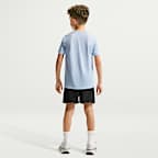 Playera Dri-FIT para niños talla grande Nike Legend