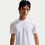 Nike Strike 男款 Dri-FIT 短袖足球上衣