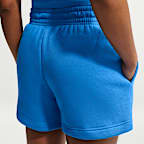 Nike Sportswear Phoenix Fleece Women's Mid-Rise 4" Shorts