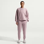 Joggers Dri-FIT de tiro medio para mujer Nike 24.7 ImpossiblySoft