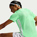 Playera de fútbol Dri-FIT para mujer Nike Academy