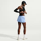 Shorts de correr Dri-FIT de tiro medio 2 en 1 para mujer Nike Swift