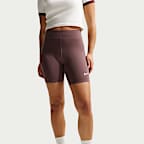 Nike Sportswear Classic sykkelshorts (20 cm) med høyt liv til dame